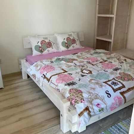 Ofilovi Guest house Nesebar