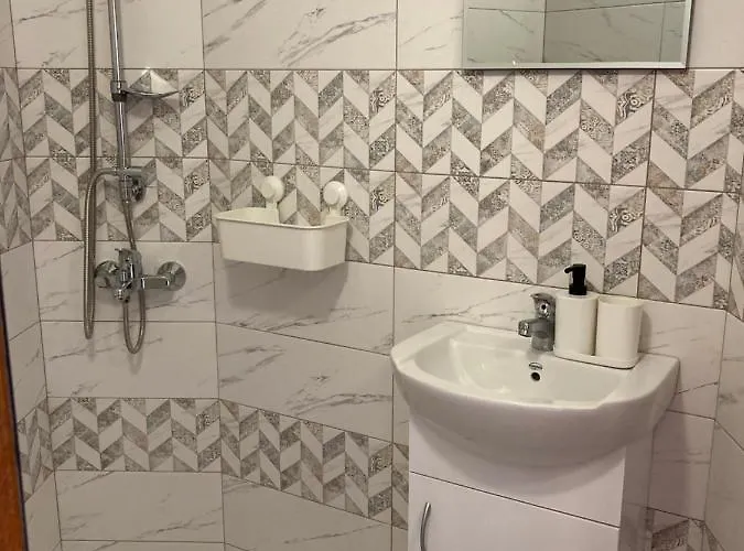 Ofilovi Gæstehus 2*